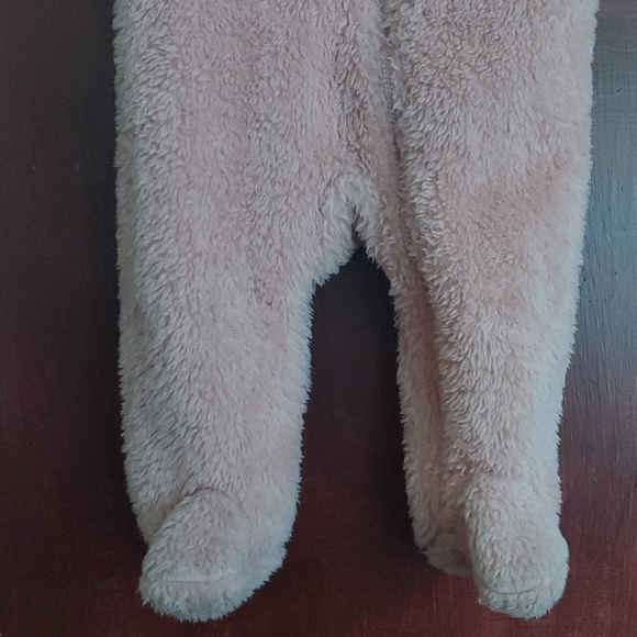 CARTERS 6 MOS WARM SLEEPER - Picture 3 of 7